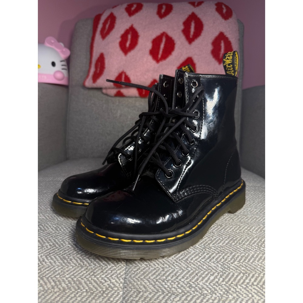 Dr. Martens 1460 Black Patent Lamper Leather 8-Eye Combat Boots Womens 6 EU 37